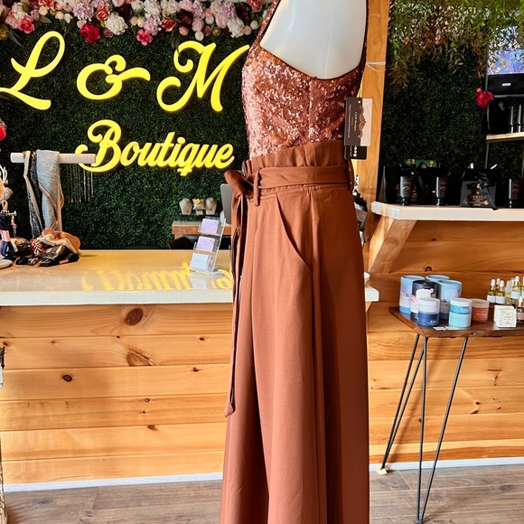 Formal Wide Leg Jumpsuit with POCKETS - Picture 9 of 11